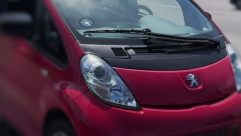 Peugeout iON